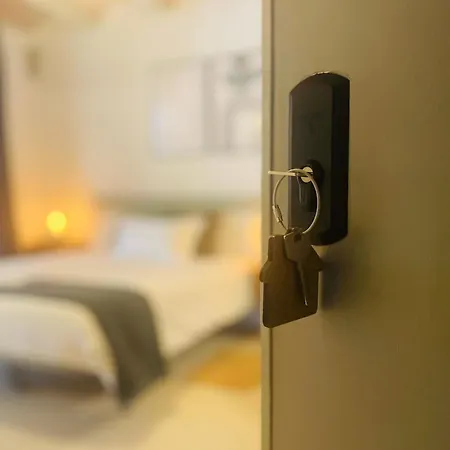 Paroi Apartment *